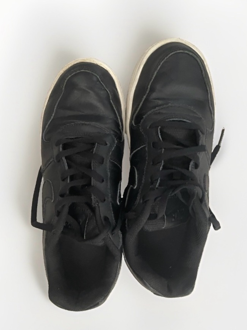 Size 8.5 - Nike Ebernon Low Black sneakers
